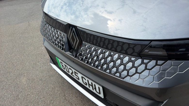 Renault Scenic E-Tech 160kW Iconic 87kWh Long Range 5dr Auto Electric Estate